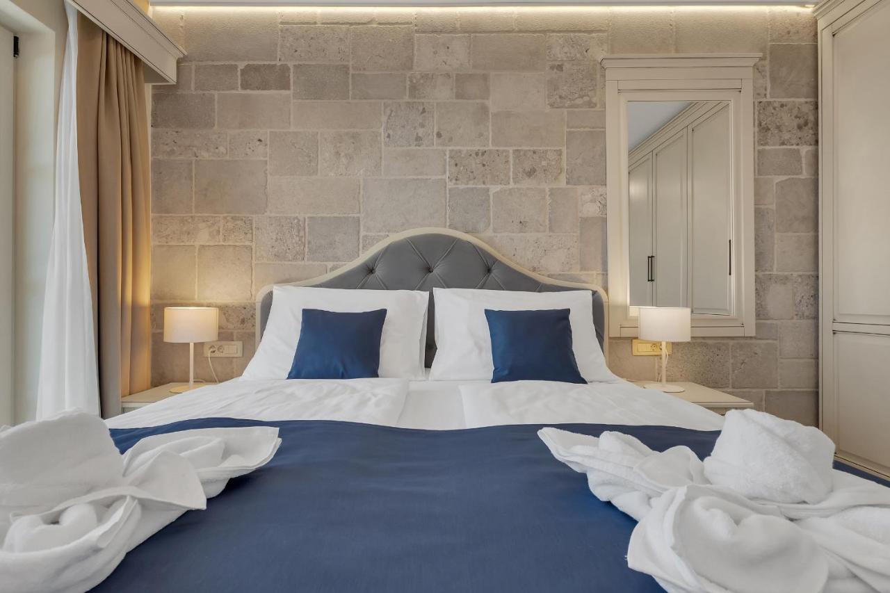 Heritage Hotel Liberan 포드고라 외부 사진
