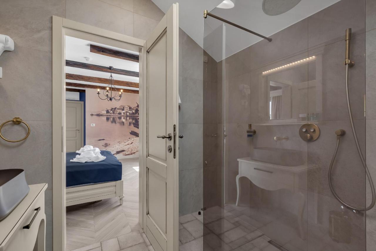 Heritage Hotel Liberan 포드고라 외부 사진